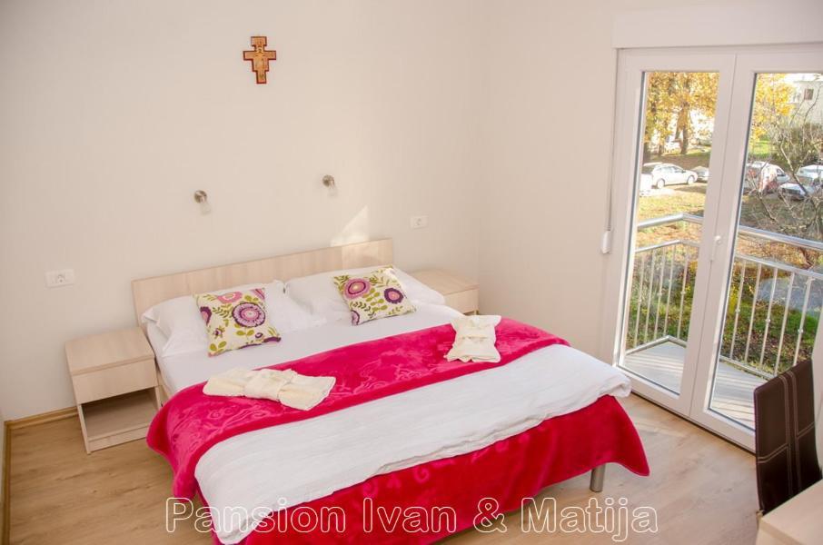 Bed and Breakfast Pansion Matija Меджугор'є Екстер'єр фото